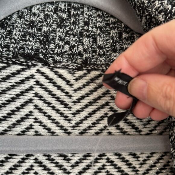 White House Black Market Black Herringbone Chevron Open Front Sweater small EUC - Picture 5 of 8